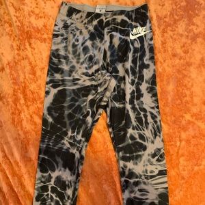 Ankle length Nike leggings